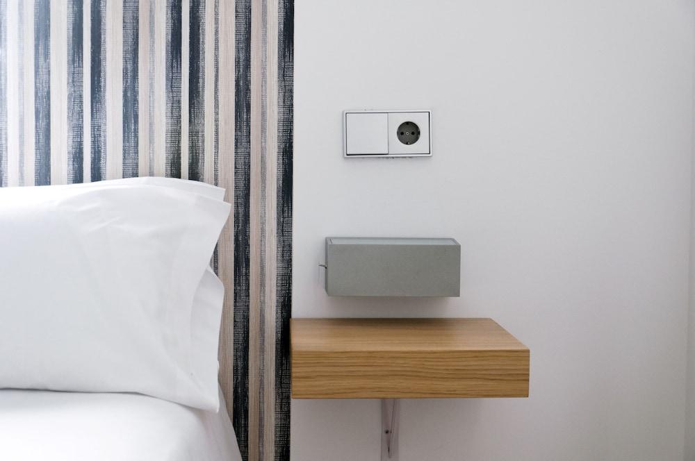 Cosmopolitan Boutique Rambla Hotel Barcelona Ngoại thất bức ảnh