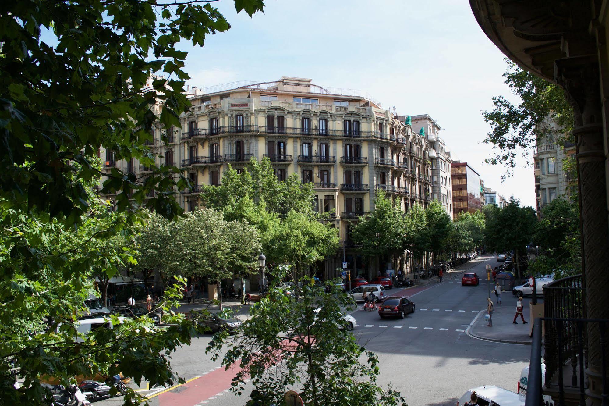 Cosmopolitan Boutique Rambla Hotel Barcelona Ngoại thất bức ảnh