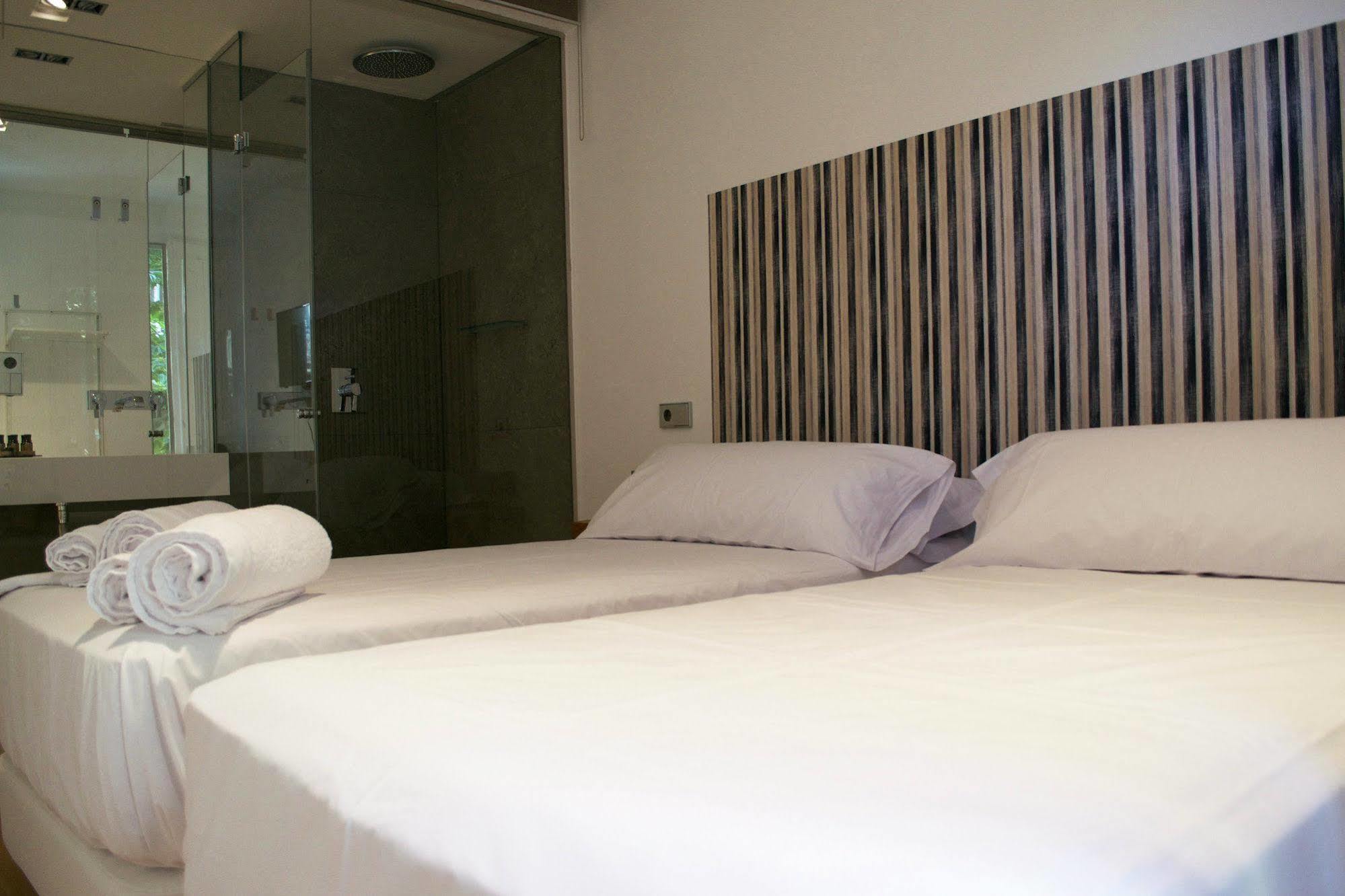 Cosmopolitan Boutique Rambla Hotel Barcelona Ngoại thất bức ảnh